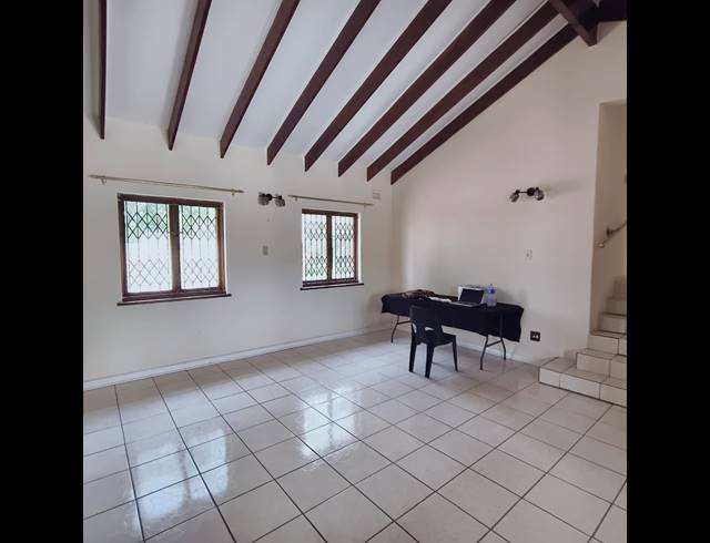 3 BEDROOM HOUSE TO LET IN NORTHDENE